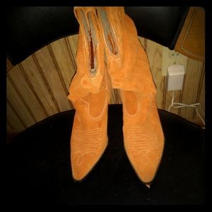 Genuine Leather tan cowboy boots